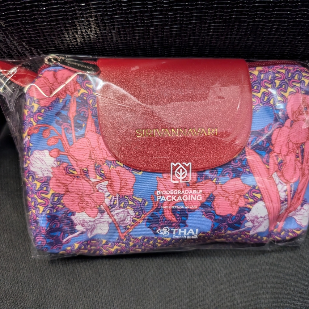 Srivannavari Thai Airways Business Class Kit